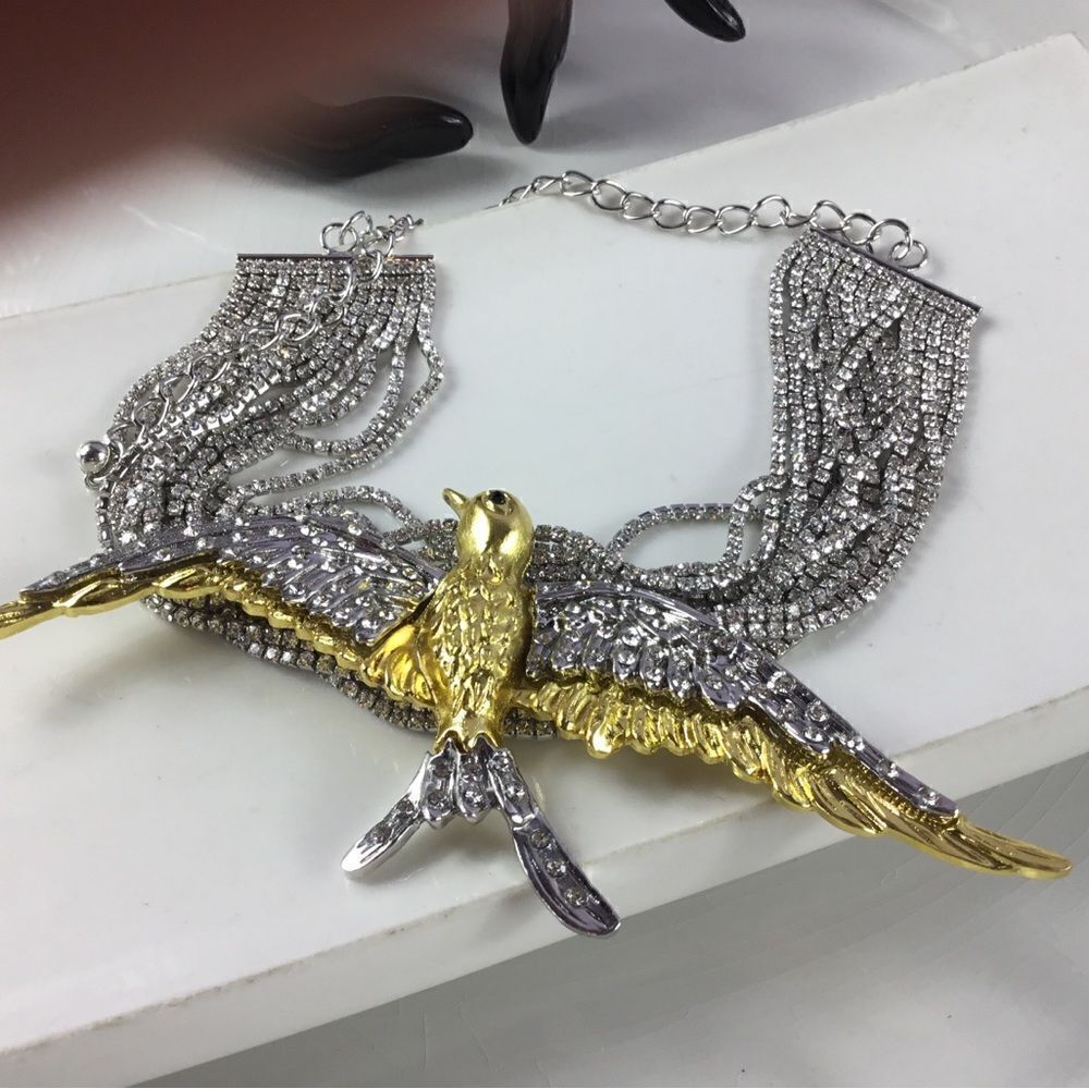 Zara Swan Choker Necklace - Picture 3 of 16